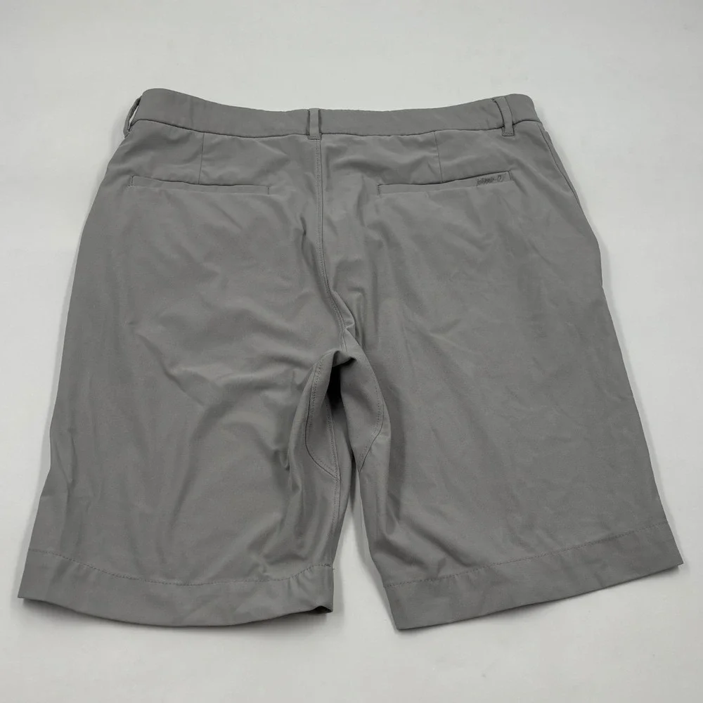 Johnnie-O Prep-Formance Men's 34 Gray Performance Flat Front Polyester Shorts